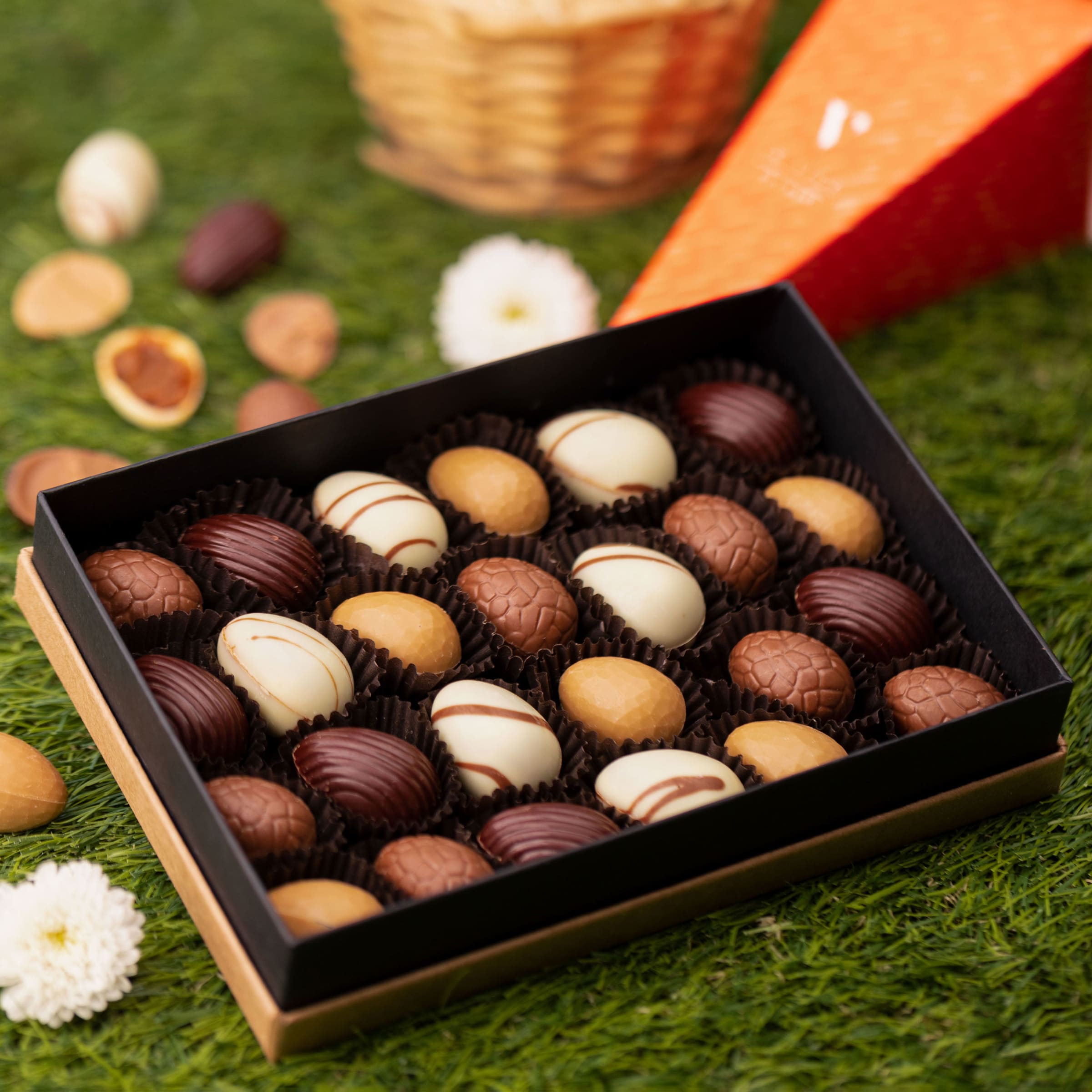 PASCUA: Caja 25 huevitos